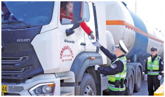 ??交è???å¹³å?¡å?äº????°æ???? title=