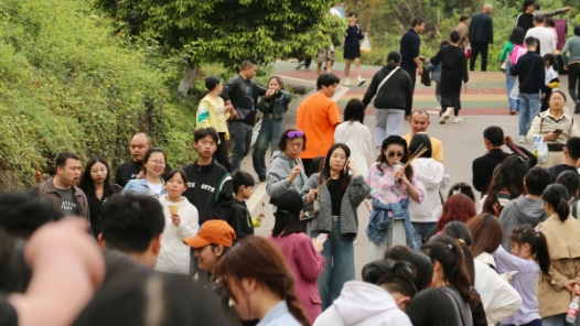 æ¸???å°??¿å??ï¼???åº?è¿???游人æ°???æ£? æ¸???å°??¿å??ï¼???åº?è¿???游人æ°???æ£?