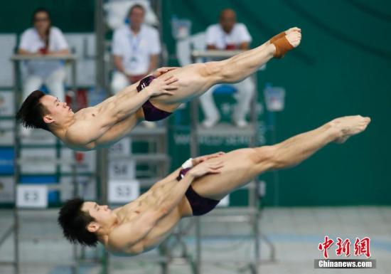 39գ2018 FINA ˮϵ(վ)˫3ڱӾ(ˮ)УйϲԵ/л˼ܳɼ497.34ֶùھ <a target='_blank' href='http://www.chinanews.com/'></a> ع 