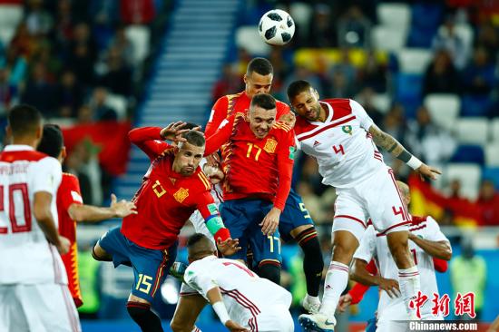 2-2սƽĦ磬Сһߡ <a target='_blank' href='http://www.chinanews.com/'></a>  