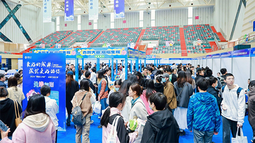 ????300???? ???天???赴??大????