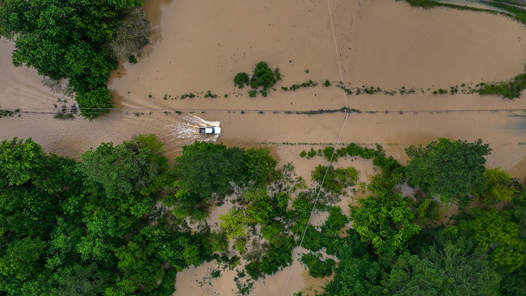 墨西哥西部强降雨引发洪水致7人死亡