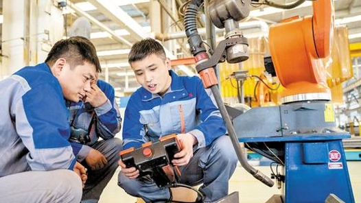 劳模风采·2024年全国五一劳动奖章 | 关虎：在焊花飞舞间书写滚烫青春